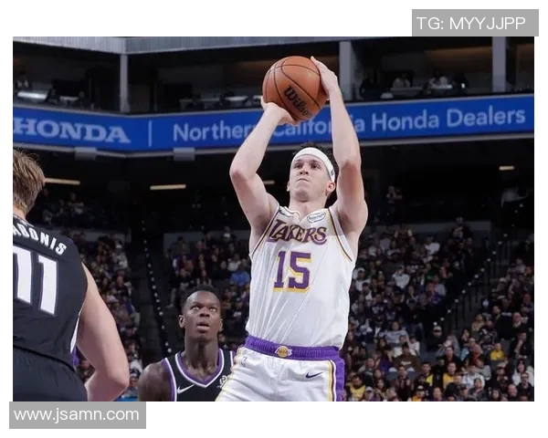 2017年国王与湖人精彩对决全场录像回放及赛后精彩点评